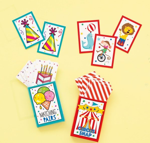 Recheio Para Pinhatas & Brindes Para Festas - 4 Jogos De Cartas Mini - Image 2